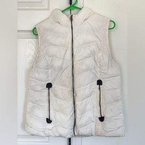 Fuda Women’s faux fur lined cozy winter vest, cream color, size Large